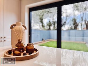 GRANVILLE WAY- click for photo gallery